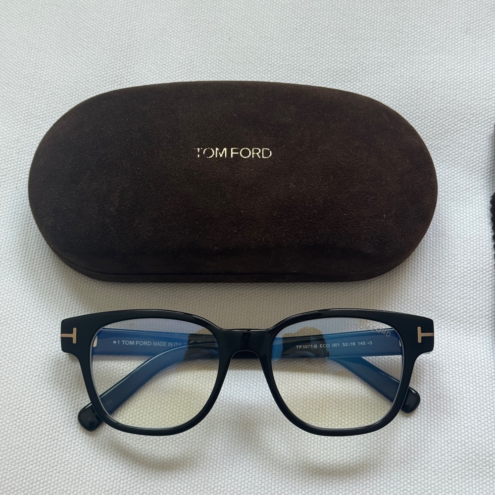 Tom Ford Blue Light Black Glasses NWOT TF5977-B